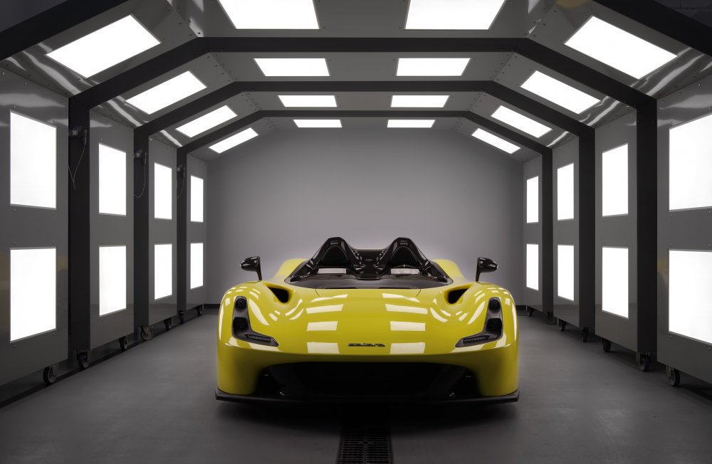 Первые тесты Dallara Stradale: великолепные повадки, но неудобная кулиса - «Dallara»