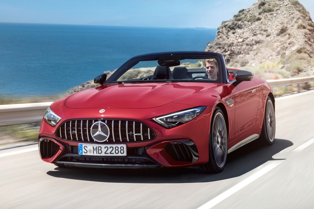 Новый Mercedes-AMG SL: почти две тонны веса, полный привод и активная аэродинамика - «Mercedes-AMG»