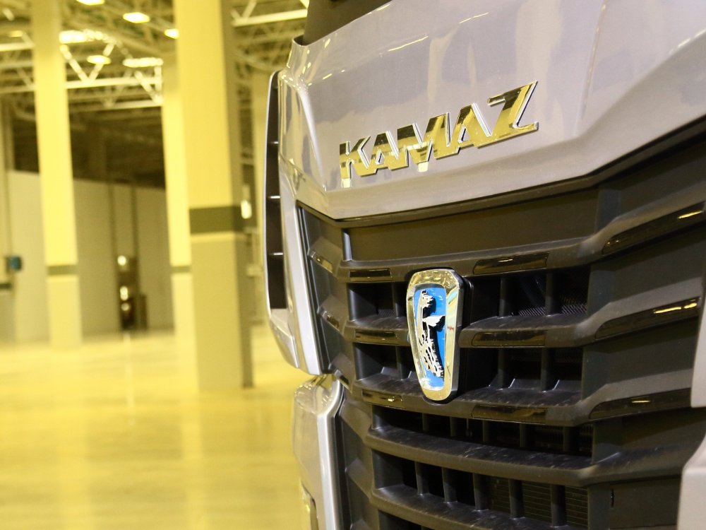 Новый завод каркасов кабин КАМАЗа готовят к монтажу оборудования - «Daimler»