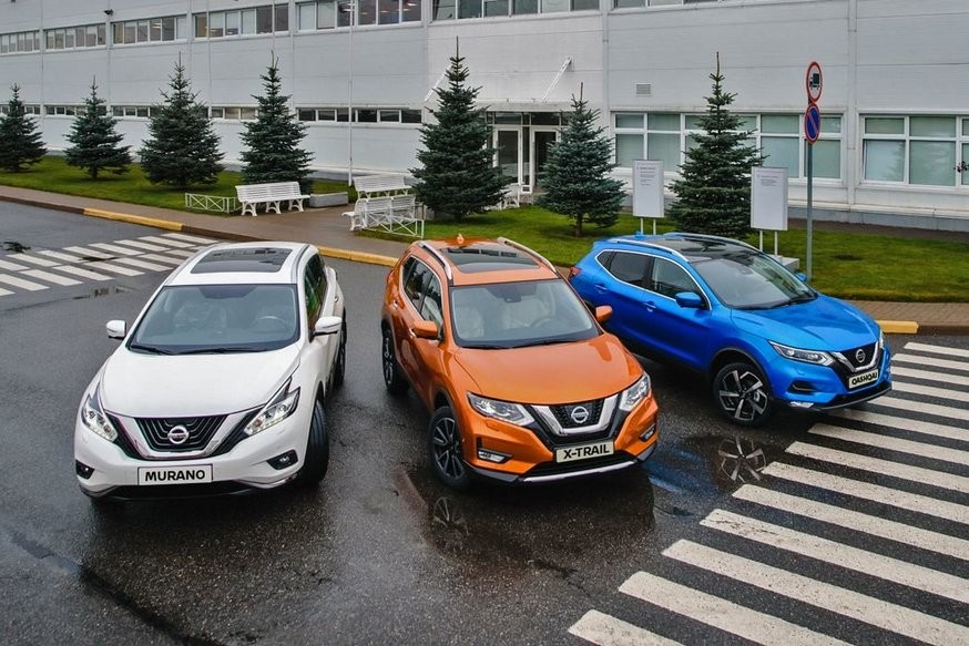 Infiniti поставила «на паузу» поставки, а Nissan готовится приостановить производство в РФ - «Infiniti»