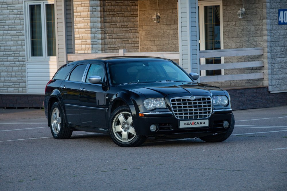 Редкость в кубе: опыт владения Chrysler 300С Touring - «Chrysler»