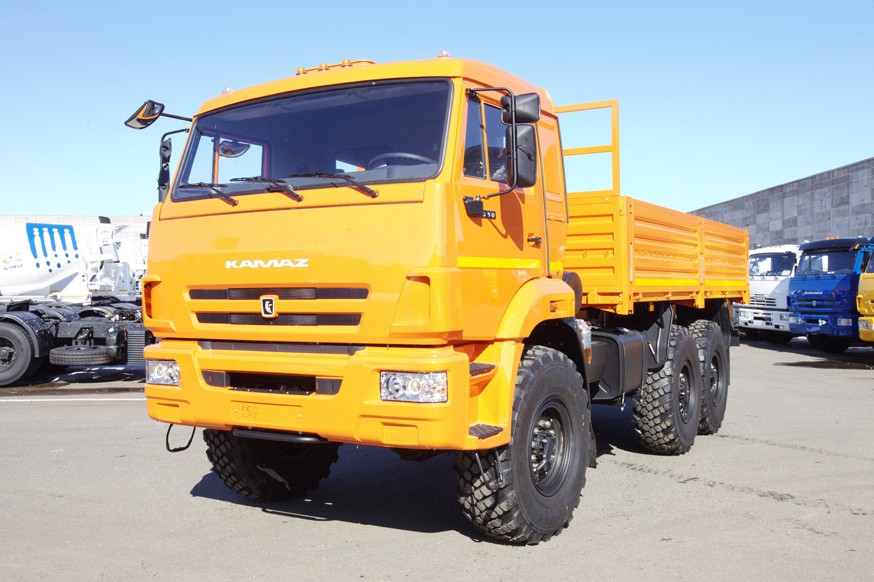 Проблемы КАМАЗа: производитель грузовых автомобилей будет использовать российские запчасти - «КАМАЗ»