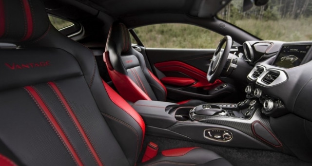 Aston Martin официально представил новый DB12 с мотором мощностью 671 л.с. - «Автоновости»