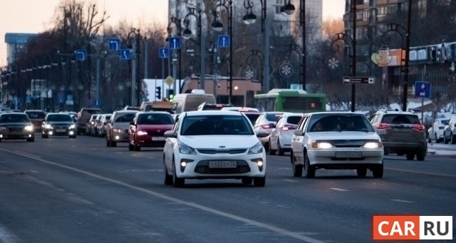 Компания Hongqi сообщила о скидках на свои автомобили в России - «Автоновости»