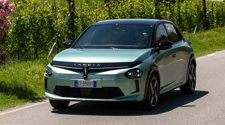 Stellantis не планирует продавать или ликвидировать ни один из своих брендов - «Автоновости»