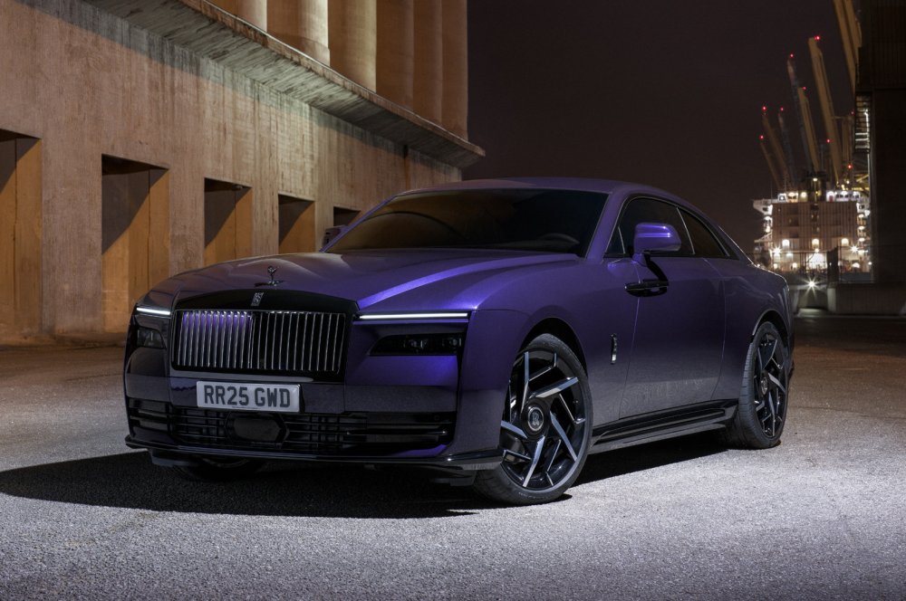 Rolls-Royce рассекретил самую мощную модель марки: представлено купе Black Badge Spectre - «Автоновости»