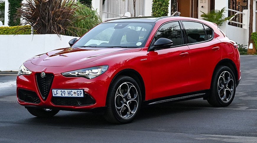 Alfa Romeo Stelvio второго поколения: новые изображения - «Автоновости»