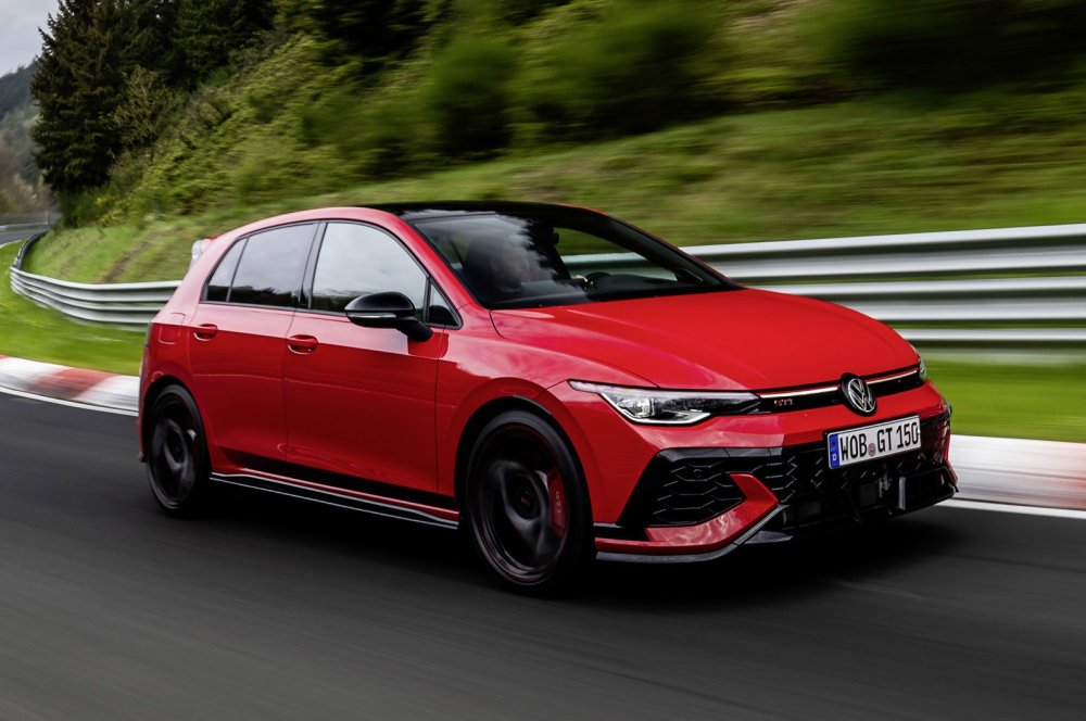 Volkswagen Golf GTI отмечает 50-летие юбилейной версией с форсированным мотором - «Автоновости»