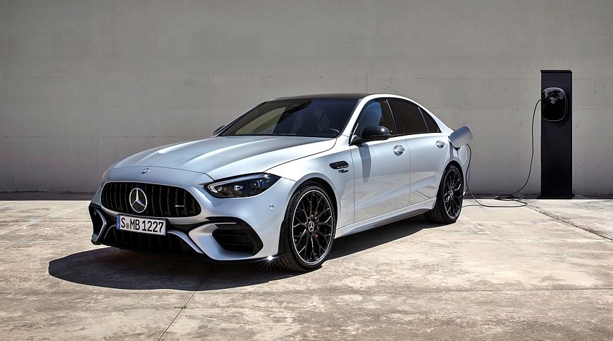 Mercedes-AMG откажется от 4-цилиндрового мотора, дальше только 6 либо 8 цилиндров - «Автоновости»