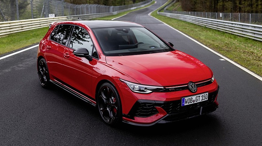 Volkswagen Golf GTI отмечает 50-летие юбилейной версией с форсированным мотором - «Автоновости»