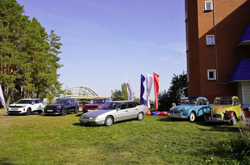 FrenchPicnic 2025 – фестиваль любителей французских автомобильных марок - «Автоновости»