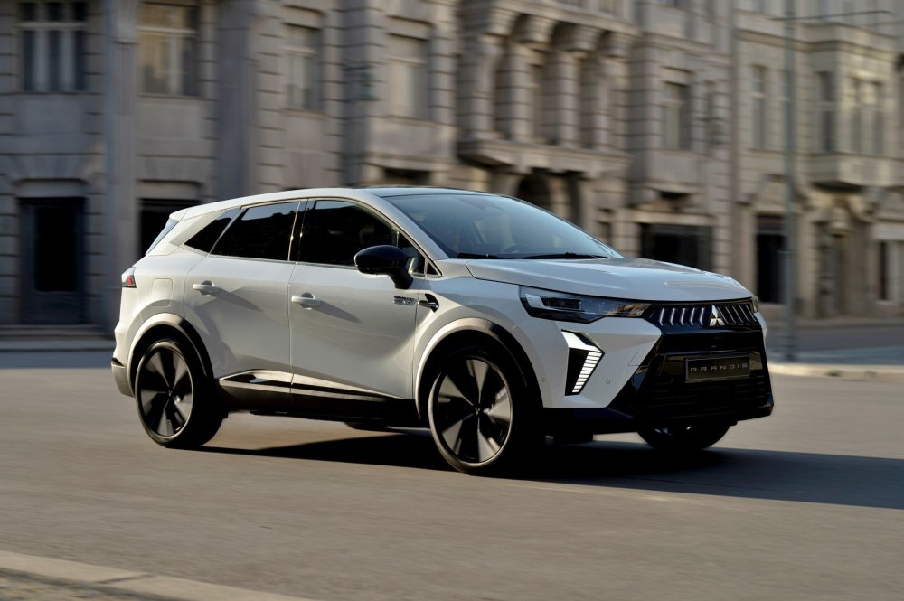 Новый Mitsubishi Grandis: вместо минивэна — ещё один клон паркетника Renault - «Автоновости»