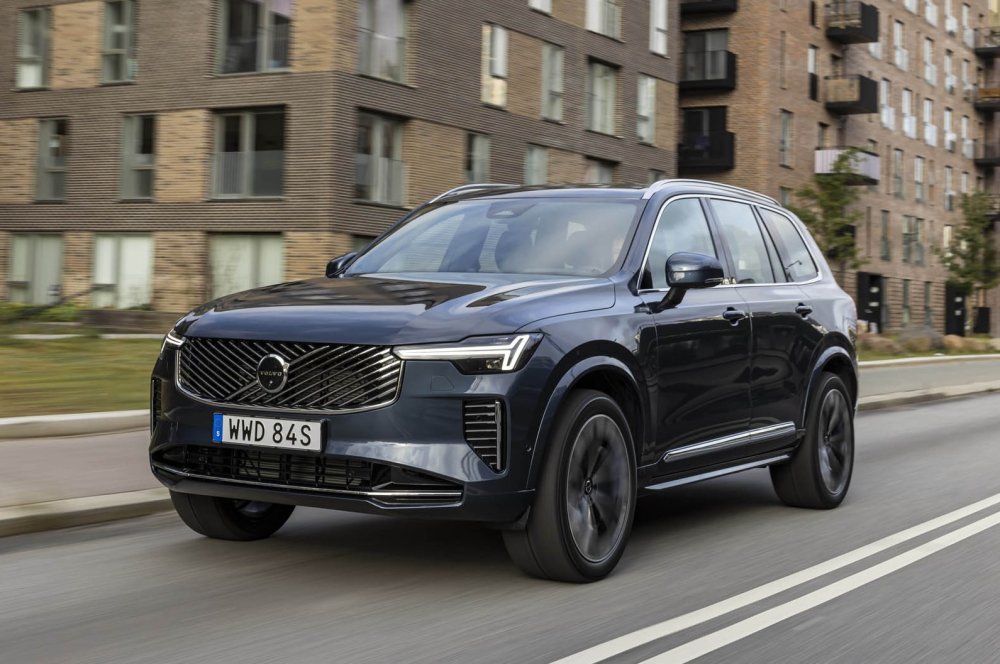 Шведы не готовы отказаться от ДВС: у флагманского кроссовера Volvo XC90 будет новое поколение - «Автоновости»