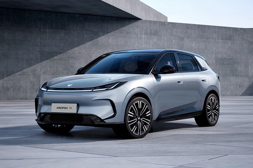 Arcfox T1 от BAIC попробует переманить покупателей у компактов BYD и Geely - «Автоновости»