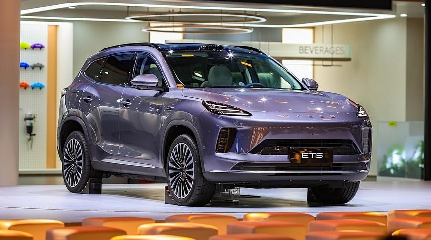 Представлен Exeed ET5: кроссовер на базе Exeed TXL сменил название перед премьерой - «Автоновости»