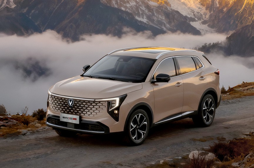 Новый Changan CS55 Plus поступил в продажу: солиднее, богаче и со скидками - «Автоновости»