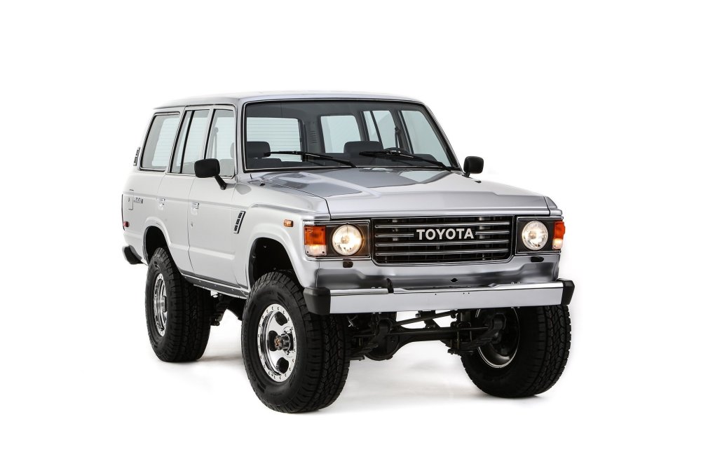 Больше мощности для классика: Toyota снабдила Land Cruiser J60 современным V6 - «Автоновости»