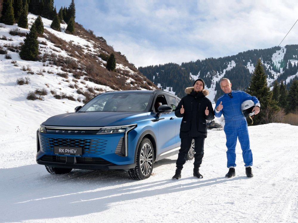 Exeed RX PHEV прошёл сложное испытание с подъёмом по льду с уклоном 41° - «Автоновости»