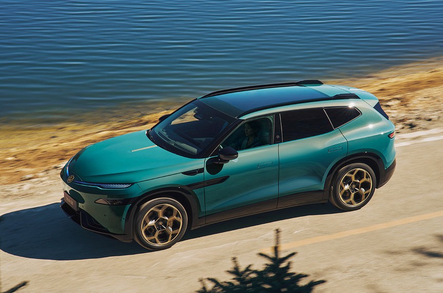 Кроссовер Volkswagen ID.Unyx 08 доступен к заказу: богатое оснащение, есть полный привод - «Автоновости»
