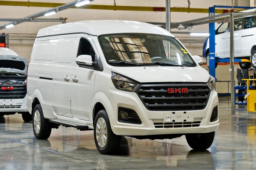 АВТОВАЗ начал собирать коммерческие автомобили под новой маркой SKM - «Автоновости»