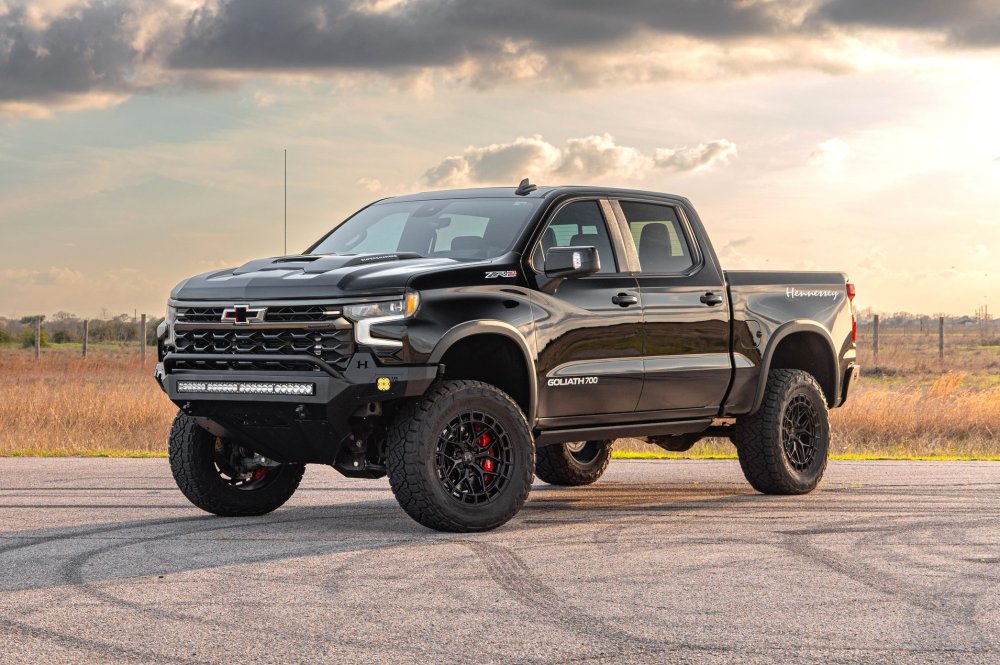 Масл-трак Hennessey Chevrolet Silverado ZR2 Goliath 700: Голиаф против рептилоидов - «Автоновости»
