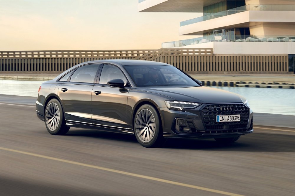 Родина не принимает: Audi внезапно прекратила оформлять заказы на седан A8 в Германии - «Автоновости»