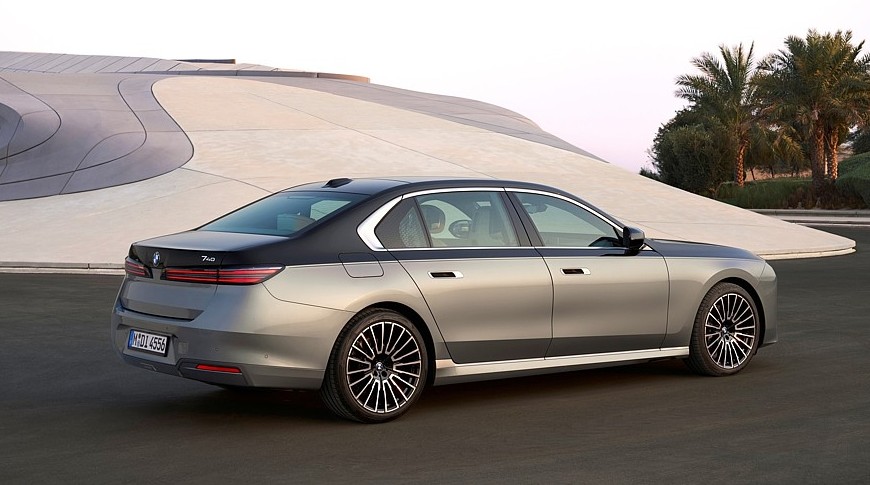 Обновлённый BMW 7 Series: без повышения напряжения, зато с остромодным салоном - «Автоновости»