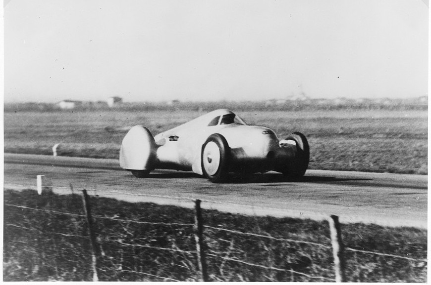 Компания Audi воссоздала рекордный автомобиль Auto Union Lucca 1935 года - «Автоновости»