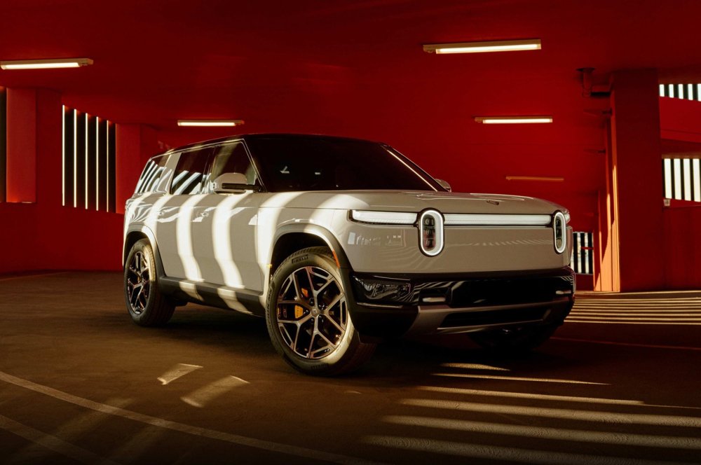 Едва ли вышедший на рынок Rivian R2 готовится обрасти новыми версиями, в их числе R2X - «Автоновости»