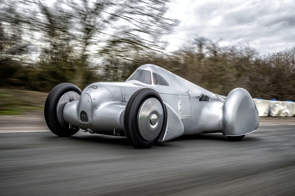 Компания Audi воссоздала рекордный автомобиль Auto Union Lucca 1935 года - «Автоновости»