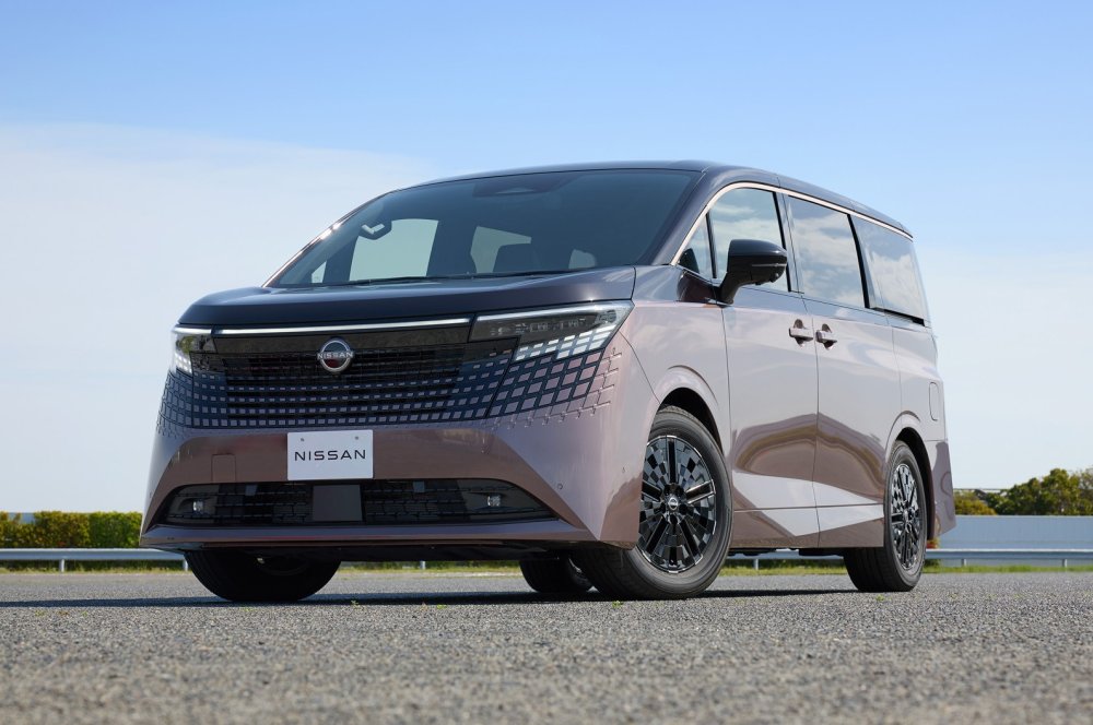 Nissan полностью рассекретил минивэн Elgrand нового поколения, цены известны - «Автоновости»