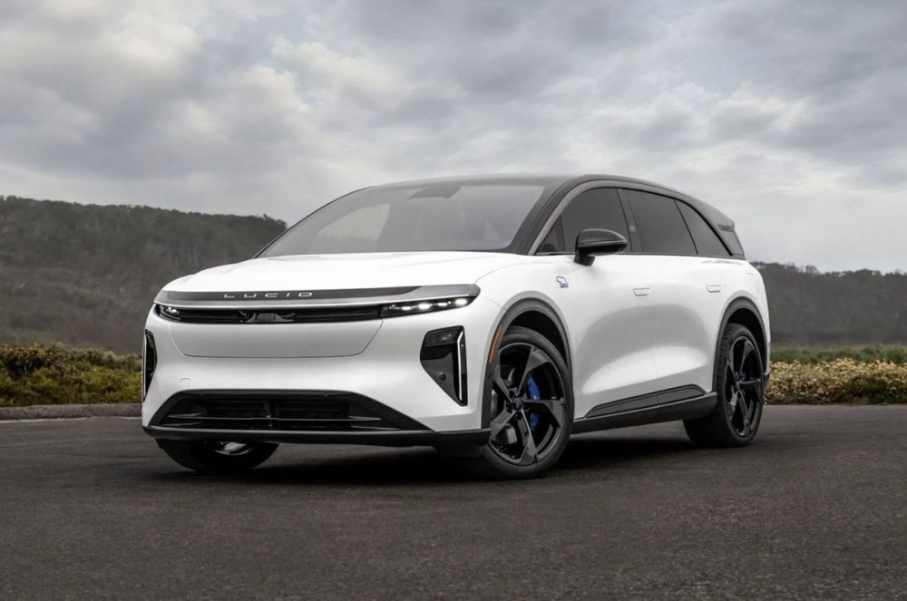 Большой кроссовер Lucid Gravity обзавёлся новой топовой версией GT-S, цена известна - «Автоновости»