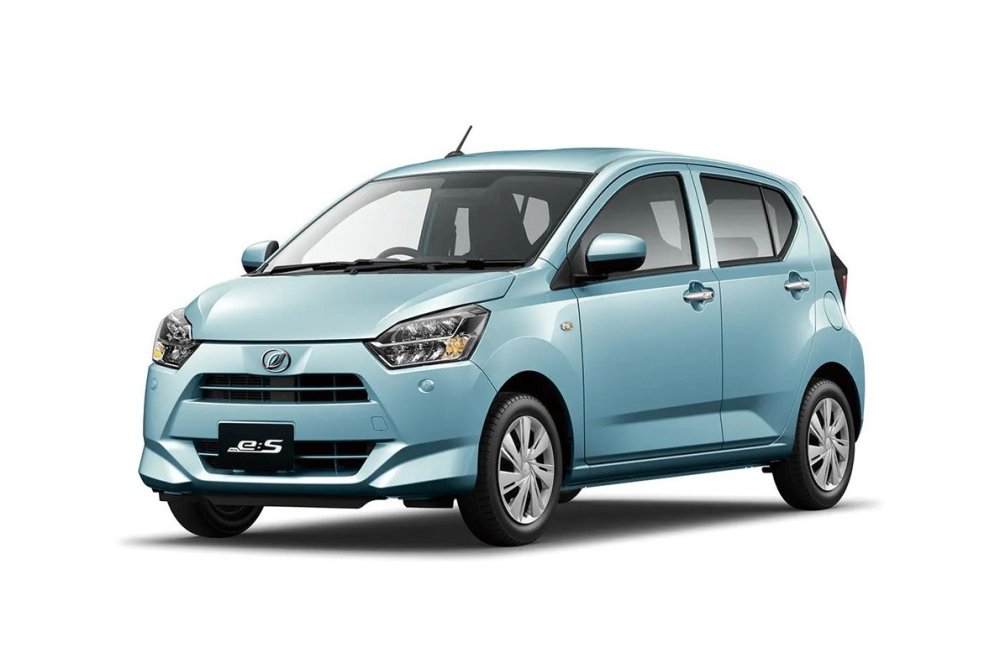Кей-кары Daihatsu Mira e:S и Toyota Pixis Epoch получили несколько обновок - «Автоновости»