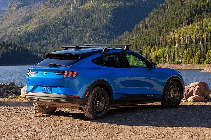 Ford Mustang Mach-E опять модернизирован и обзавёлся приключенческой версией Trail - «Автоновости»