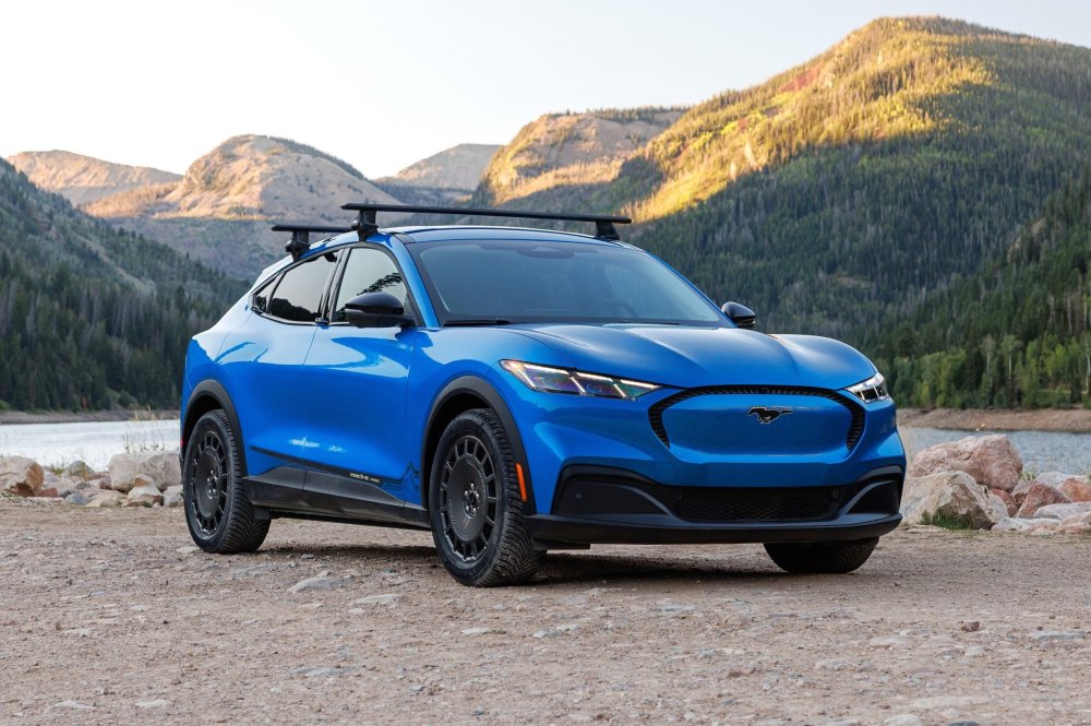 Ford Mustang Mach-E опять модернизирован и обзавёлся приключенческой версией Trail - «Автоновости»