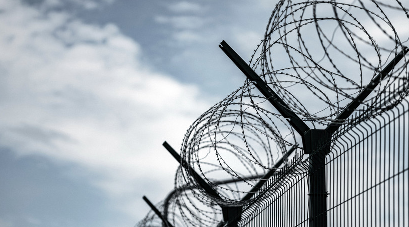 На Ставрополье мужчину приговорили к 3,5 года колонии за нападение на инспектора ДПС - «ГИБДД»